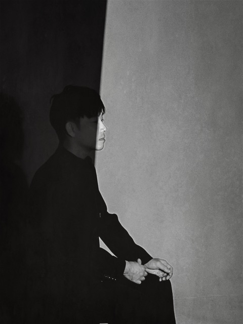 Takahiro Izumikawa — press photo (monochrome)